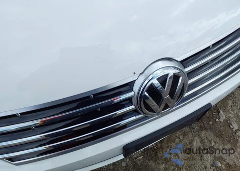 2014 Volkswagen Cc 2.0T Sport z USA, uszkodzony, nr VIN WVWBP7AN6EE530331